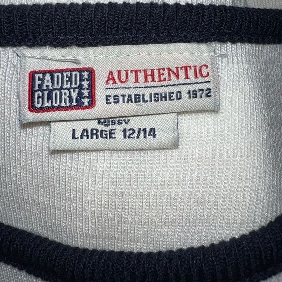 Faded Glory vintage white acrylic sweater ! - Picture 8 of 9